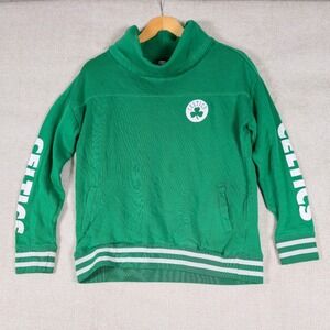 Boston‎ Celtics NBA UNK Green Cowl Neck Sweatshirt Women's Medium Shamrock Logo